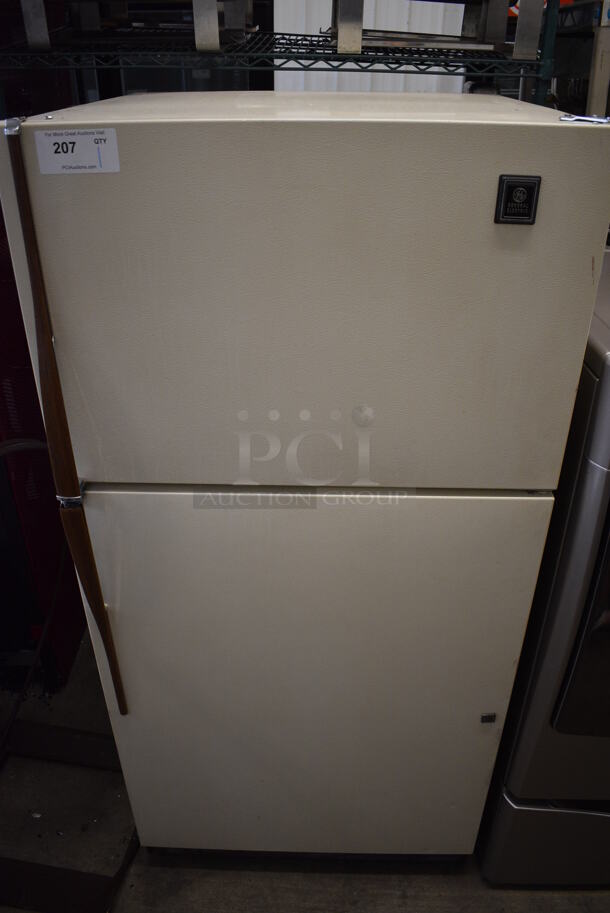 General Electric Cooler Freezer Combo Unit. 30.5x31x65. Tested and Powers On But Does Not Get Cold - Image 1 of 7