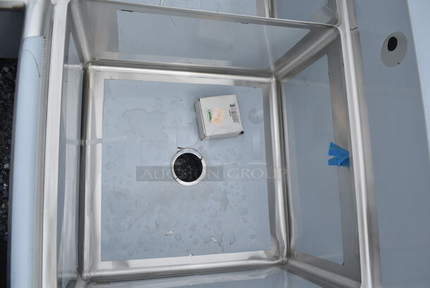 BRAND NEW SCRATCH AND DENT! Regency 600S3242424C Stainless Steel Commercial 3 Bay L Shaped Sink w/ Dual Drain Board. No Legs. Bays 24x24. Drain Boards 22x26 - Image 5 of 9