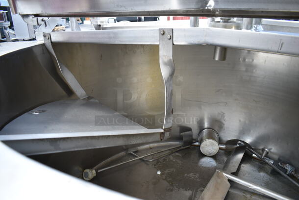 Chester-Jensen Batch Stainless Steel Commercial Floor Style 500 Gallon Jacketed Mix Tank w/ Hinge Lid.  - Image 11 of 11