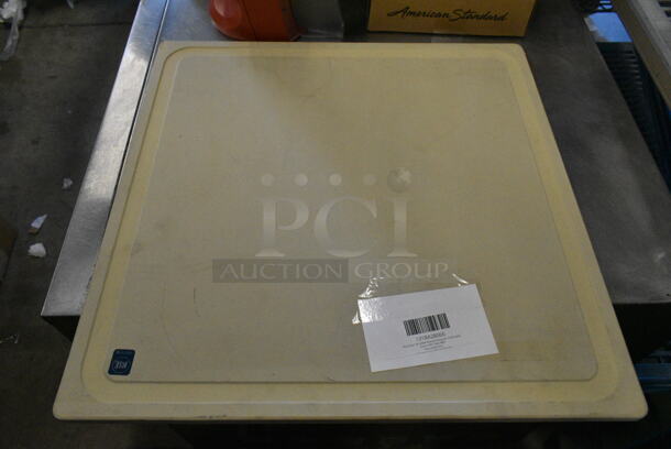 2 BRAND NEW SCRATCH AND DENT! Items Including HPHD35325R Alto-Shaam HD-35325R Kit, Service, Handle, Roll-In, 131BA28066 Alto-Shaam BA-28066 Board,Cutting,Sani-Tuff Rubber. 2 Times Your Bid!  - Image 6 of 7