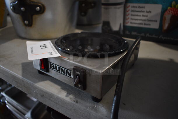 Bunn WX1 Stainless Steel Commercial Countertop Single Burner Coffee Pot Warmer. 120 Volts, 1 Phase. 6.5x7.5x2.5. Tested and Working! - Image 2 of 4
