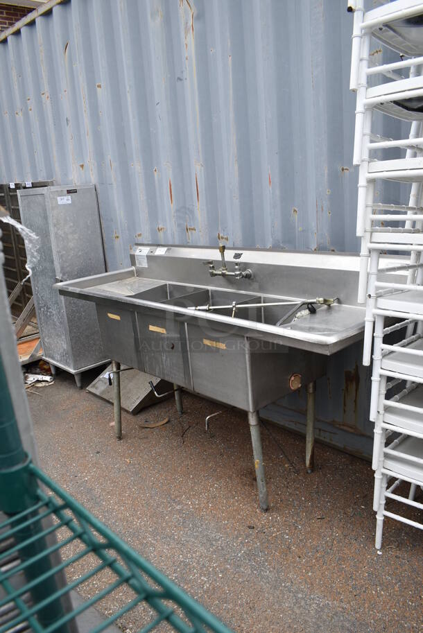 Duke Stainless Steel Commercial 3 Bay Sink w/ Dual Drain Boards, Faucet and Spray Nozzle Attachment.  - Image 2 of 4