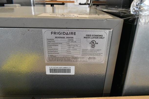 Frigidaire EFMIS9000 Metal Mini Cooler Merchandiser. See Pictures For Broken Glass Door Pane. 115 Volts, 1 Phase. Tested and Working!  - Image 4 of 4