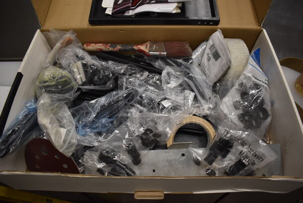 ALL ONE MONEY! Lot of Various Pieces - Image 1 of 3