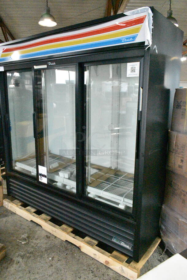 BRAND NEW SCRATCH AND DENT! 2023 True GDM-69-HC-LD 78 1/8" Black Refrigerated Sliding Glass Door Merchandiser with LED Lighting. 115 Volts, 1 Phase. Tested and Working! - Image 3 of 12