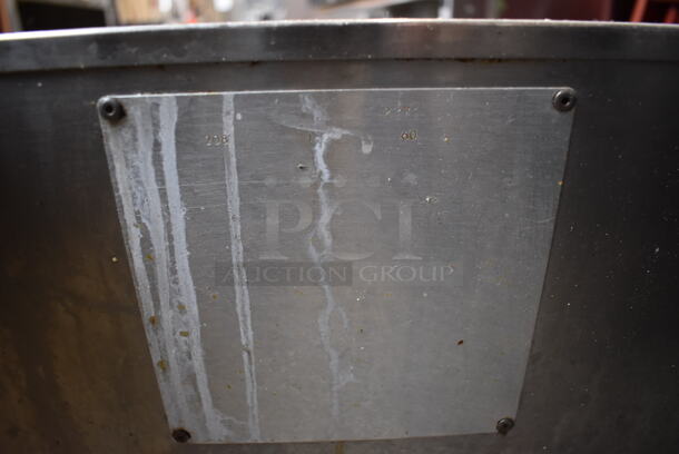 Henny Penny 500 Stainless Steel Commercial Electric Powered Floor Style Pressure Fryer on Commercial Casters. 208 Volts, 1 Phase. 18x38x46 - Image 10 of 11