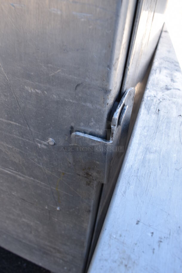 Metal Commercial Enclosed Pan Transport Rack on Commercial Casters. 28x20x69 - Image 5 of 9