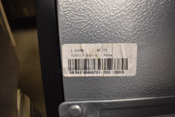 Euhomy BR-115 Black Mini Fridge With Glass Door. Tested and Working! - Image 5 of 5