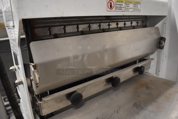 Oliver 777-NT Metal Commercial Floor Style Bread Loaf Slicer. 115 Volts, 1 Phase. 25x24x47. Tested and Working! - Image 5 of 7