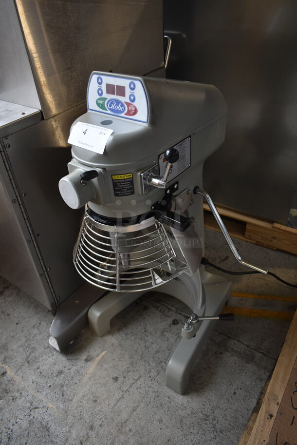 BRAND NEW SCRATCH AND DENT! 2023 Globe SP20 Metal Commercial Countertop 20 Quart Planetary Dough Mixer w/ Bowl Guard. 110 Volts, 1 Phase. Tested and Powers On But Parts Do Not Move