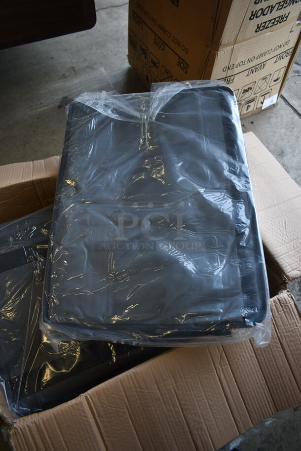 6 BRAND NEW IN BOX! Rubbermaid Pro Serve Insulated Food Carrying Bag. 6 Times Your Bid! - Image 3 of 6