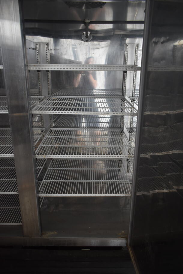 Universal RIFI-81 81" Stainless Steel Three Solid Door Reach-In Freezer, 72 Cu. Ft. Tested and Does Not Power On. - Image 5 of 9