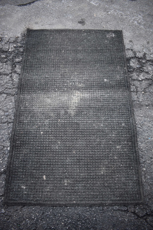 Black Floor Mat. 37x61