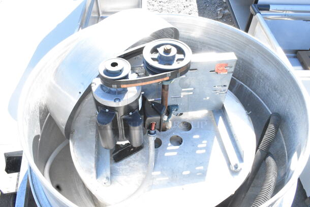 Penn Air Metal Commercial Rooftop Mushroom Exhaust Fan.  - Image 2 of 8