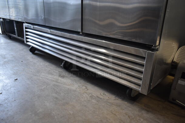 2015 True T-72F ENERGY STAR Stainless Steel Commercial 3 Door Reach In Freezer w/ Poly Coated Racks on Commercial Casters. 115 Volts, 1 Phase. Tested and Working! - Image 4 of 9