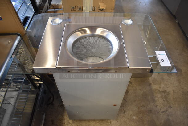 BRAND NEW SCRATCH AND DENT! Stainless Steel Range Hood. 20x30x26
