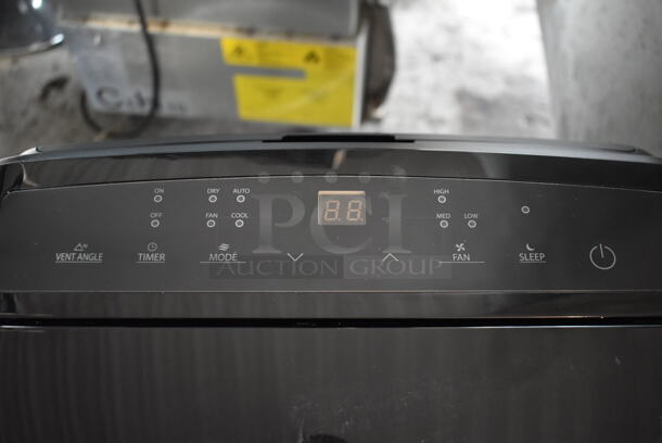 BRAND NEW SCRATCH AND DENT! Toshiba RAC-PD1412CRU 14,000 BTU 115-Volt Portable AC with Dehumidifier Function. 115 Volts, 1 Phase. Tested and Working! - Image 4 of 7
