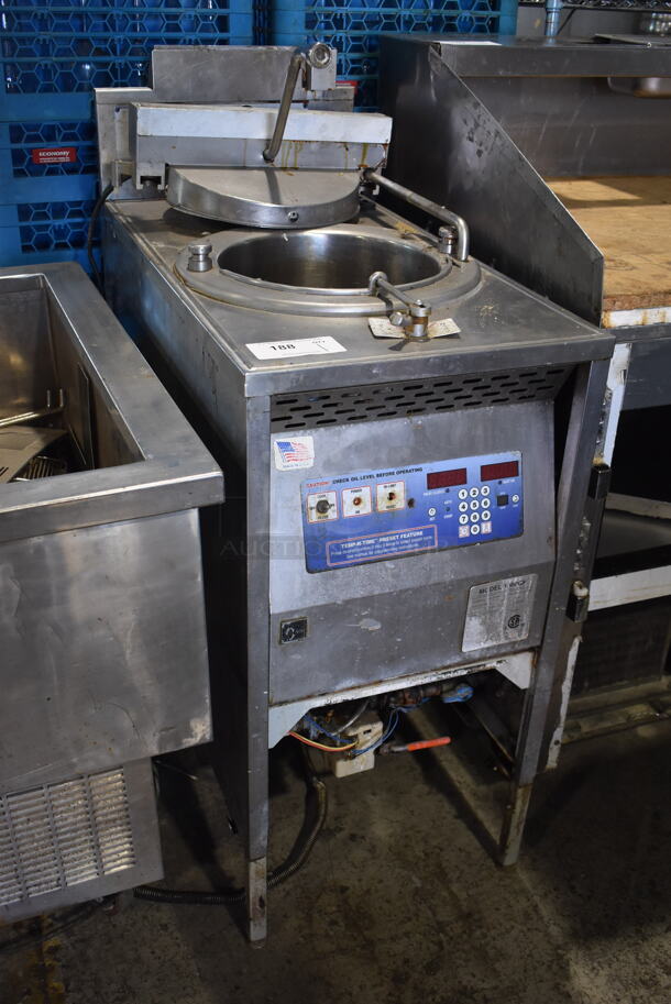 Broaster 1800GH Stainless Steel Commercial Floor Style Natural Gas Powered Pressure Fryer. 65,000 BTU. 18x34x47 - Image 2 of 7