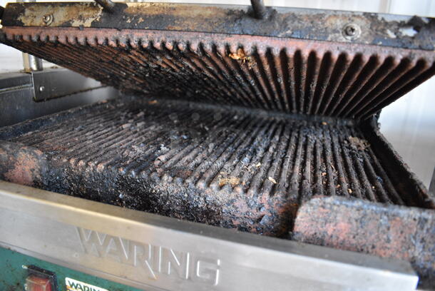 Waring Stainless Steel Commercial Countertop Panini Press. 20x18x10. Tested and Working! - Image 5 of 5