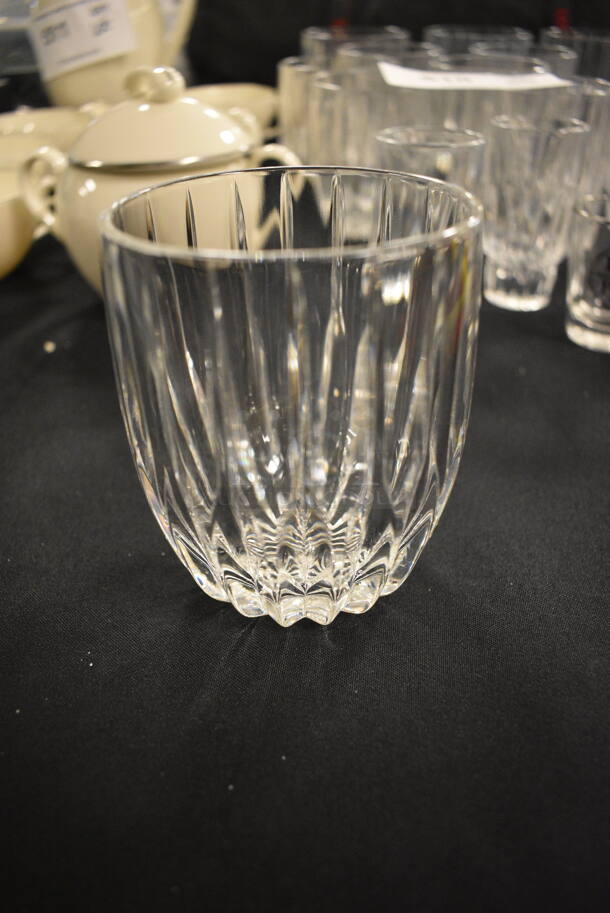 ALL ONE MONEY! Lot of Various Glassware - Image 5 of 8