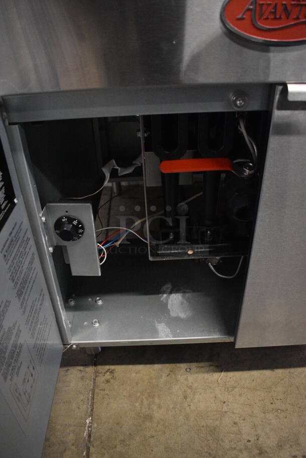 2021 Avantco 177FBF2424LP Stainless Steel Commercial Propane Gas Powered 170 Pound Capacity Funnel Cake / Donut Fryer. Used a Few Times at Trade Show. 120,000 BTU. 30x41x58. Tested and Working! - Image 5 of 8