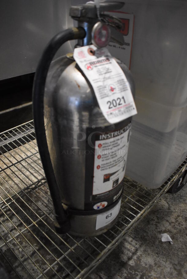 Badger Wet Chemical Fire Extinguisher. 7.5x7.5x20 - Image 2 of 3