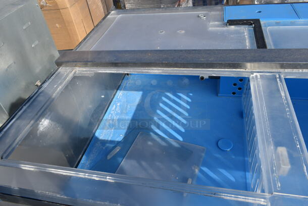 Stainless Steel Commercial Floor Style Aquarium. - Image 4 of 11