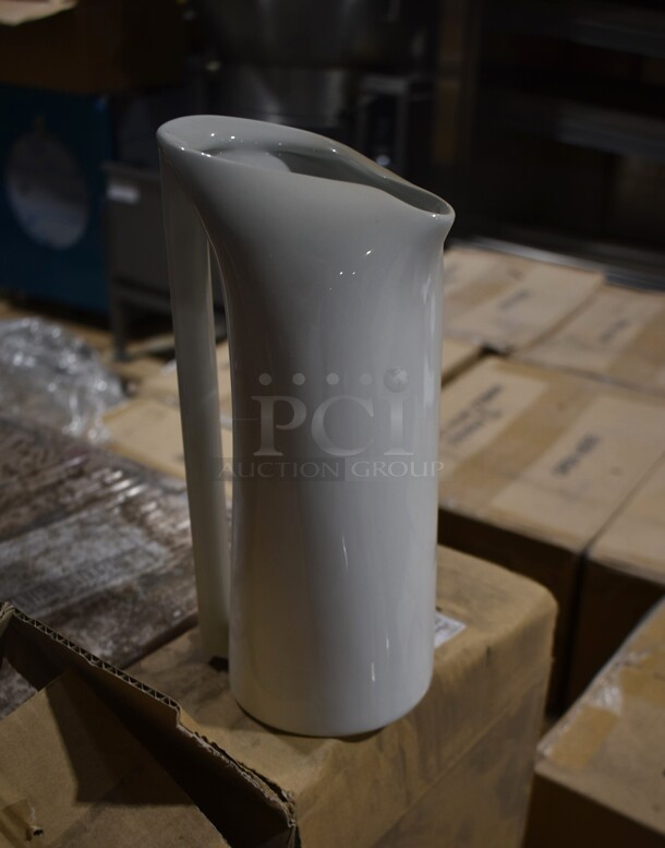 8 BRAND NEW IN BOX! Figgjo 2575HH. 8 Times Your Bid! - Image 1 of 7