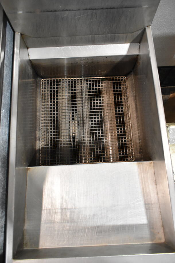 2019 Copper Tree CBF-40 Stainless Steel Commercial Floor Style Natural Gas Powered Deep Fat Fryer. 90,000 BTU.  - Image 3 of 5