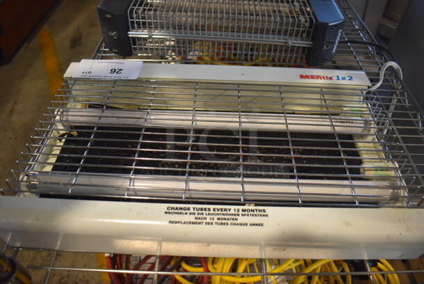 PestWest Mantis 1x2 Metal Bug Zapper. 120 Volts, 1 Phase. 19x3x12. Tested and Working! - Image 3 of 5
