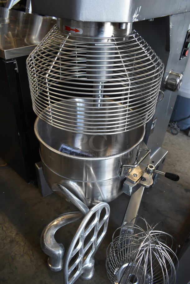BRAND NEW SCRATCH AND DENT! Avantco MX60H Metal Commercial Floor Style 60 Quart Planetary Dough Mixer w/ Stainless Steel Mixing Bowl, Bowl Guard, Dough Hook, Paddle and Whisk Attachment. 240 Volts, 3 Phase.  - Image 7 of 12