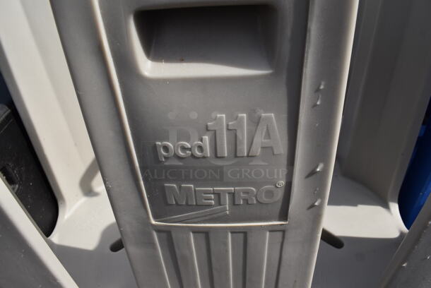 Metro pcd 11 A Gray Poly Dish Cart on Commercial Casters.  - Image 4 of 4