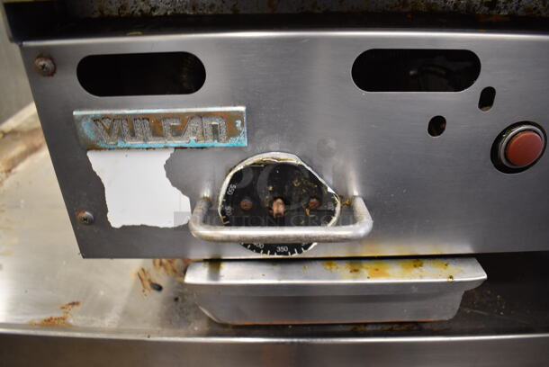Vulcan Stainless Steel Commercial Countertop Natural Gas Powered Flat Top Griddle w/ Thermostatic Controls. 24x31x15 - Image 3 of 5
