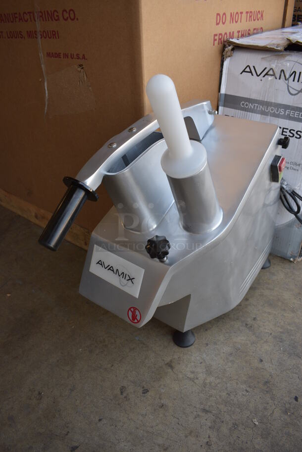 BRAND NEW IN BOX! Avamix Model 177CFP5D Stainless Steel Commercial Countertop Food Processor w/ 7 Various Blades. 120 Volts, 1 Phase. 10x27x24. Tested and Working! - Image 12 of 12