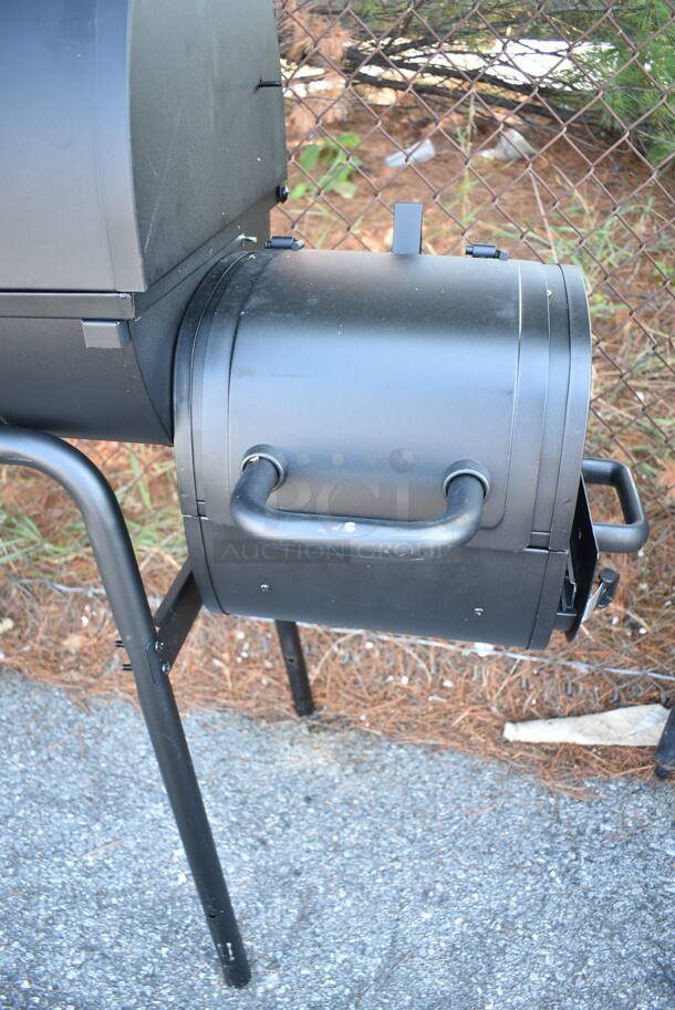 NexGrill 810-0029 29 in. Barrel Offset Charcoal Smoker and Grill in Black - Image 4 of 10