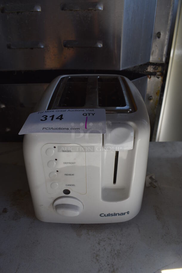 Cuisinart Mode3l CPT-120 Countertop 2 Slot Toaster. 120 Volts, 1 Phase. 7x9x7