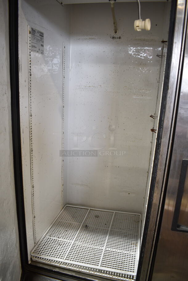 2017 True T-23 Stainless Steel Commercial Single Door Reach In Cooler w/ Poly Coated Racks on Commercial Casters. 115 Volts, 1 Phase. Tested and Working! - Image 3 of 4