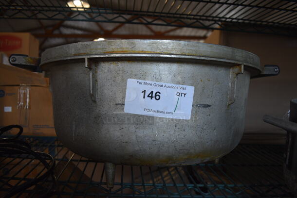 Metal Stock Pot. 24x19x10 - Image 2 of 3