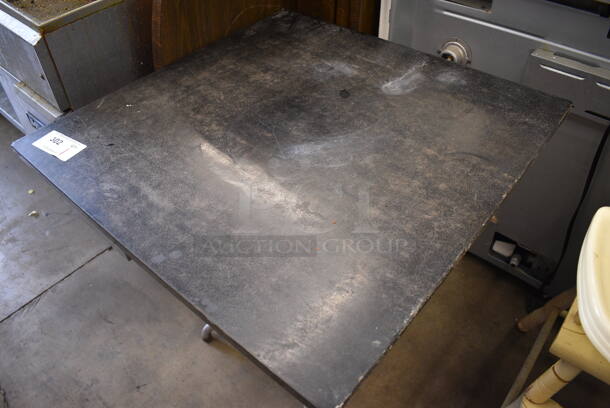 Black Tabletop on Metal Table Base. 30x30x29 - Image 3 of 3