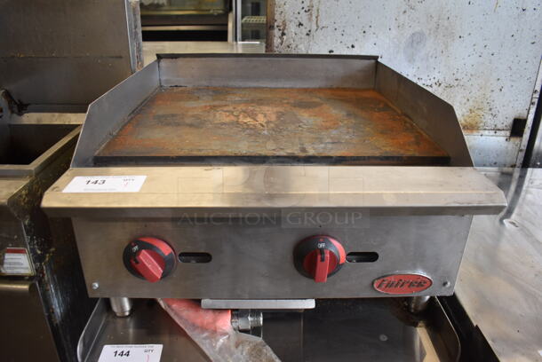 Entree Stainless Steel Commercial Countertop Natural Gas Powered Flat Top Griddle. 