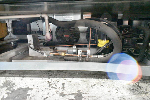 Structural Concepts Oasis 1767112 CX363423 Metal Commercial Floor Style Reach In Grab N Go Merchandiser. 220 Volts, 1 Phase. - Image 6 of 9