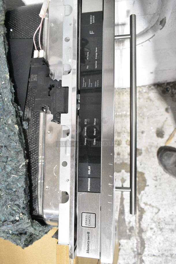 Honeywell HDS18SS 18" Dishwasher with 8 Place settings, 6 Washing Programs. 120 Volts, 1 Phase. - Image 4 of 6