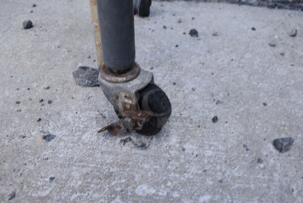 Gray Metal Wire Shelving Unit on Casters. 23x14x69 - Image 4 of 4