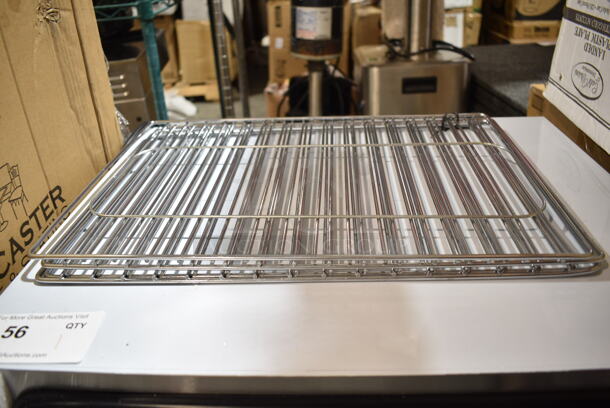 BRAND NEW SCRATCH AND DENT! Avantco 177CO28M Stainless Steel Commercial Countertop Electric Powered Half Size Convection Oven. See Pictures for Broken Glass. 208/240 Volts, 1 Phase.  - Image 6 of 7