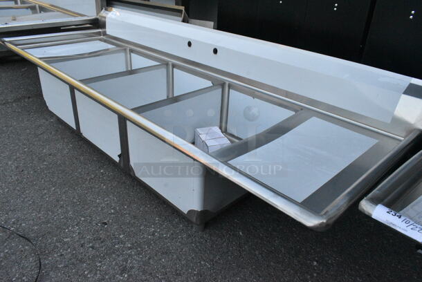 BRAND NEW SCRATCH AND DENT! Steelton 522CS31824LR Stainless Steel Commercial 3 Bay Sink w/ Dual Drain Boards. Bays 18x24. Drain Boards 16x26. No Legs.  - Image 3 of 9