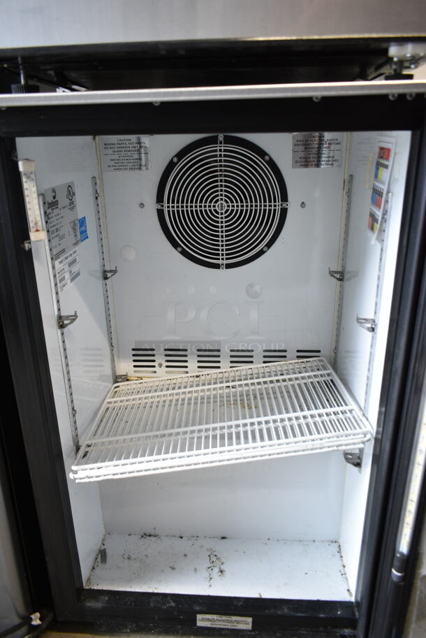 Imbera EVC04 ENERGY STAR Metal Commercial Mini Cooler Merchandiser. 115 Volts, 1 Phase. Tested and Working! - Image 3 of 4