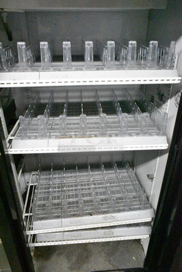 True GDM-41SL-60-LD ENERGY STAR Metal Commercial 2 Door Reach In Cooler Merchandiser w/ Poly Coated Racks and Drink Sliders. 115 Volts, 1 Phase. Tested and Working! - Image 3 of 5