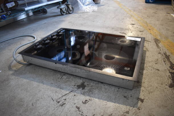 Magic Chef 88LK-6 Metal Electric Powered Drop In 4 Burner French Top Griddle. 208/240 Volts. - Image 5 of 7