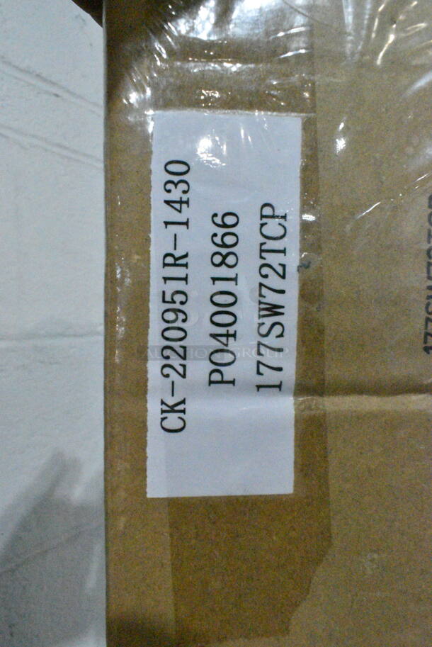 BRAND NEW IN BOX! Avantco 177SW72TCP Stainless Steel Commercial 72" High Wattage Strip Warmer. 120 Volts, 1 Phase. - Image 3 of 4