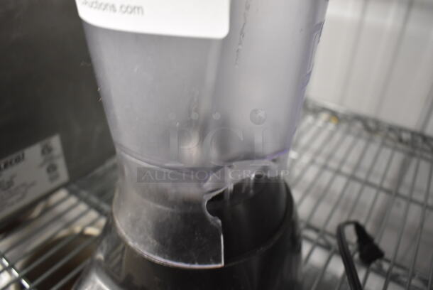 Hamilton Beach Countertop Blender w/ Poly Pitcher. 7x9x14. Tested and Working! - Image 4 of 6